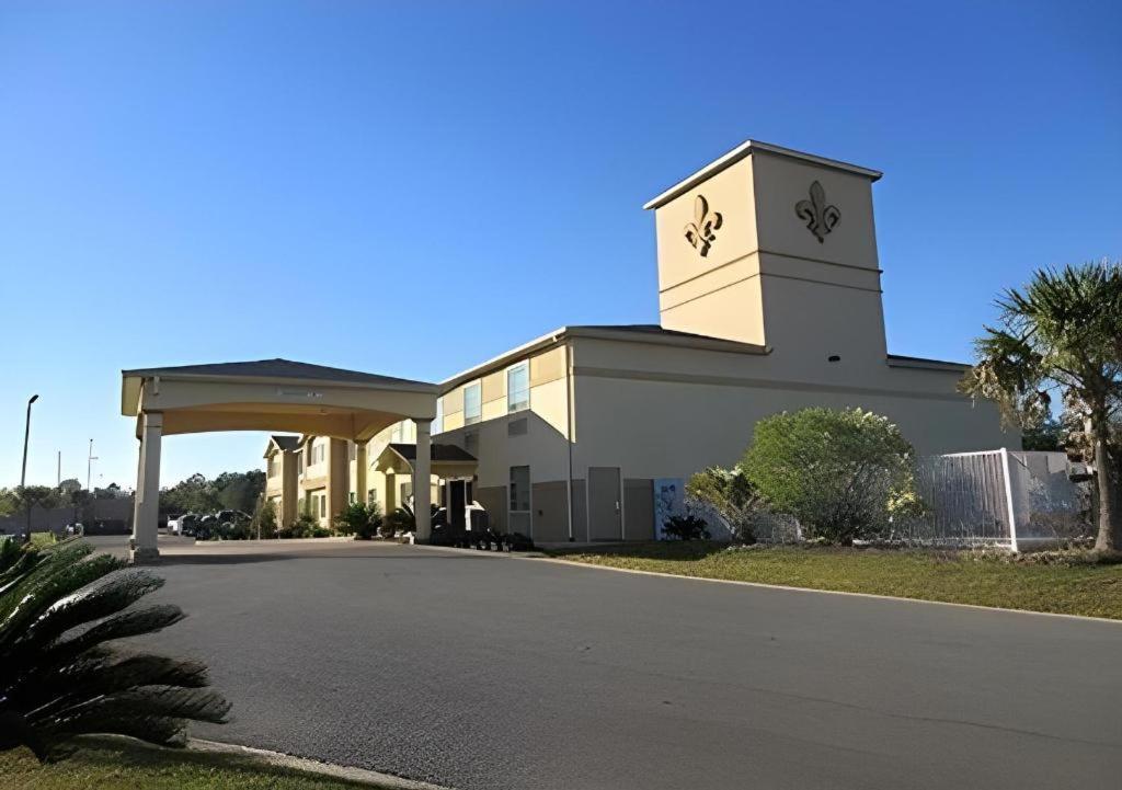 Rodeway Inn & Suites Winnfield Exteriér fotografie