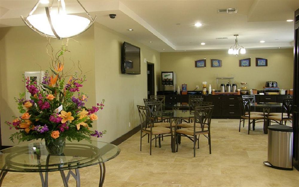 Rodeway Inn & Suites Winnfield Exteriér fotografie
